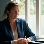 Za blisko - galeria zdjęć - filmweb